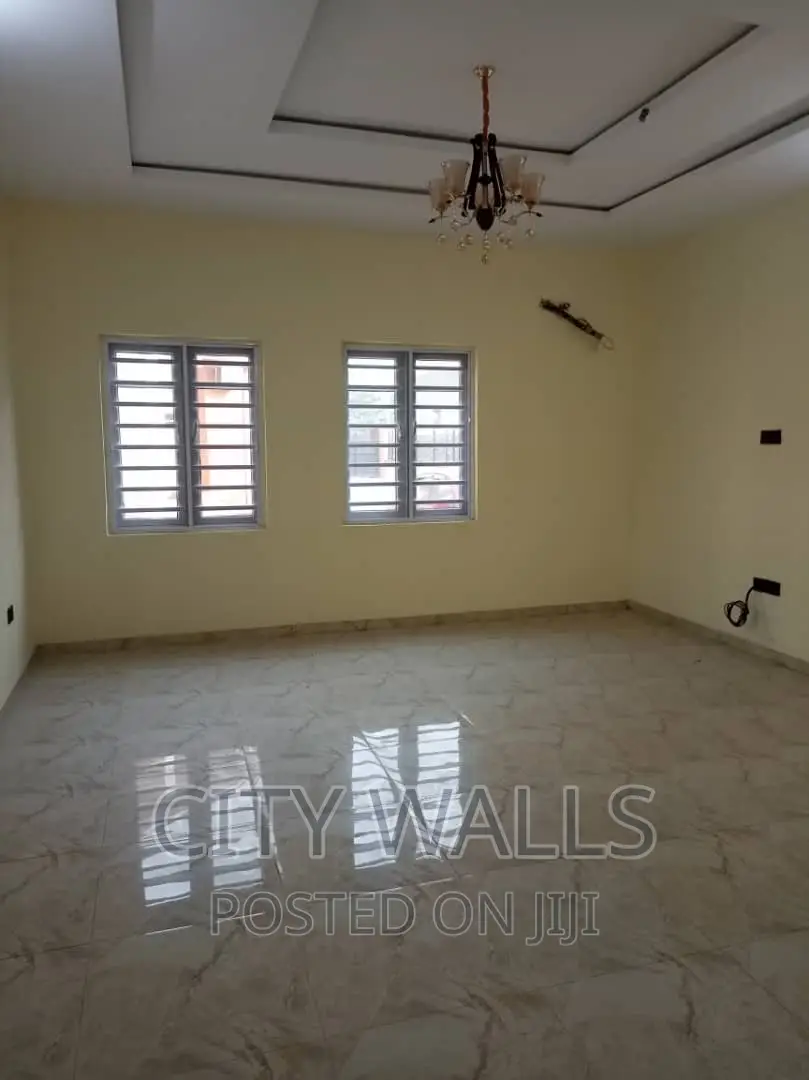 3bdrm Block of Flats in Ikate for rent