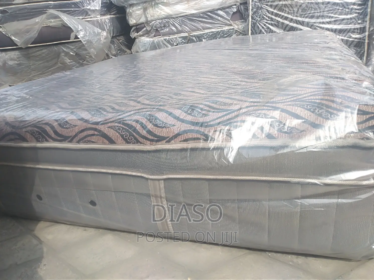 Order For Your Usa Hybrid 6by6 14inches Mattress & Get 1 Fiber Pillow