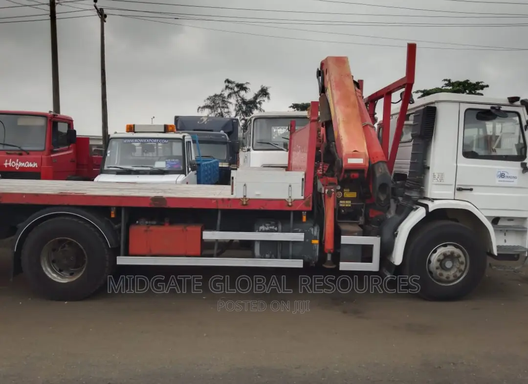 Self Loader Truck Rental