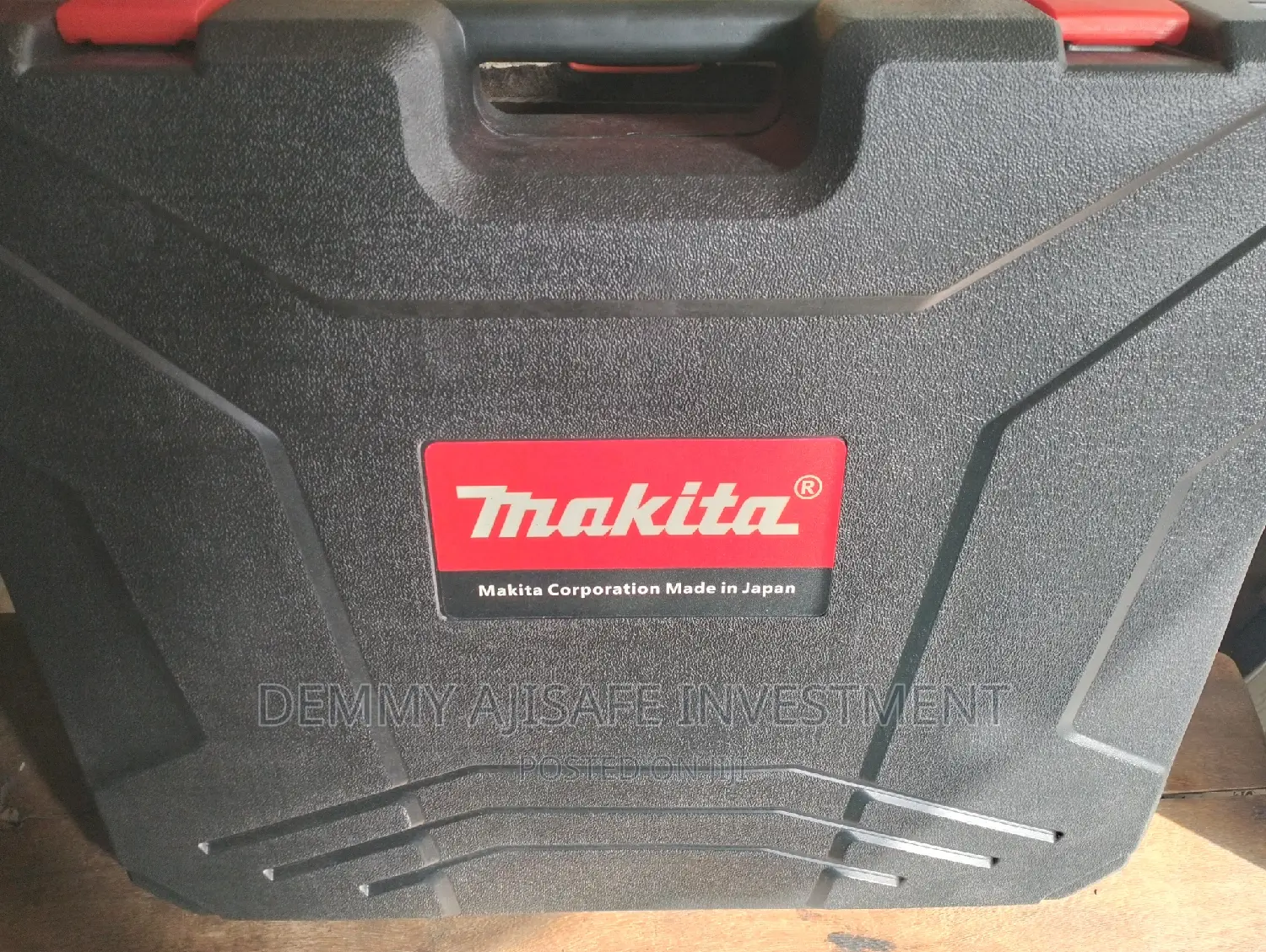 4 in 1 Combo Cordless Machine ( Makita)