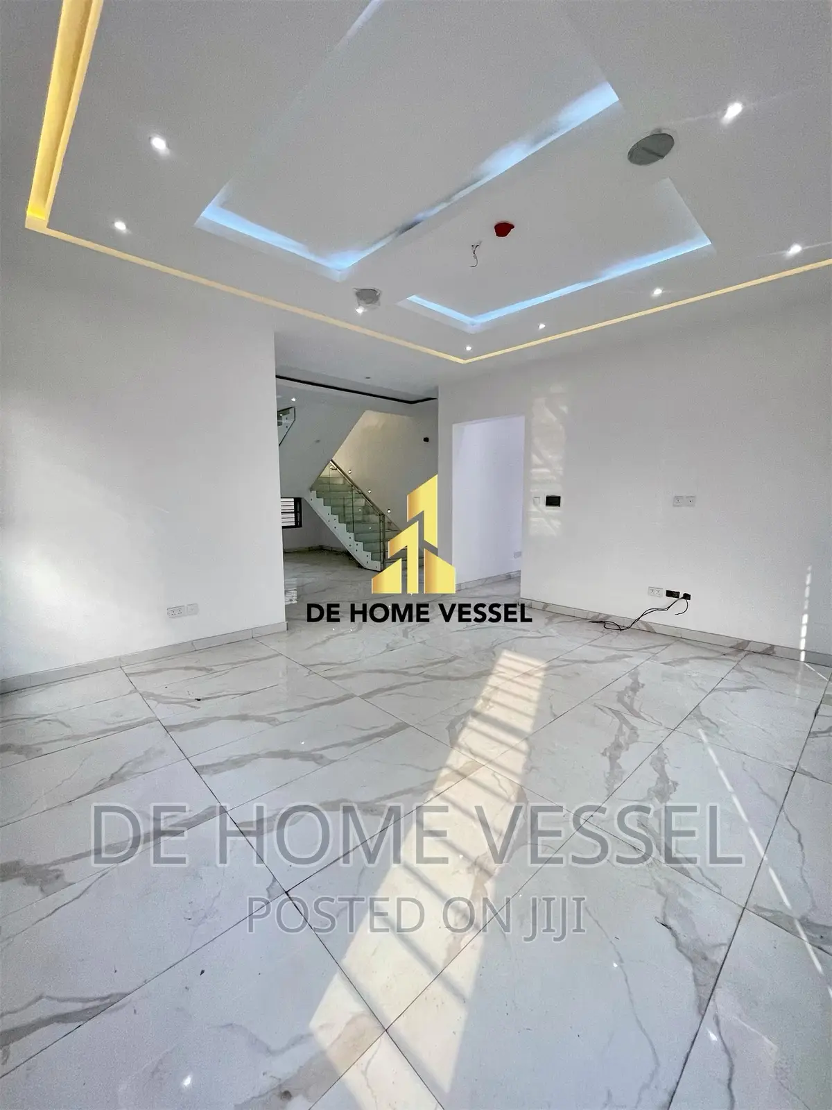 5bdrm Duplex in Lekki Phase 1 for sale