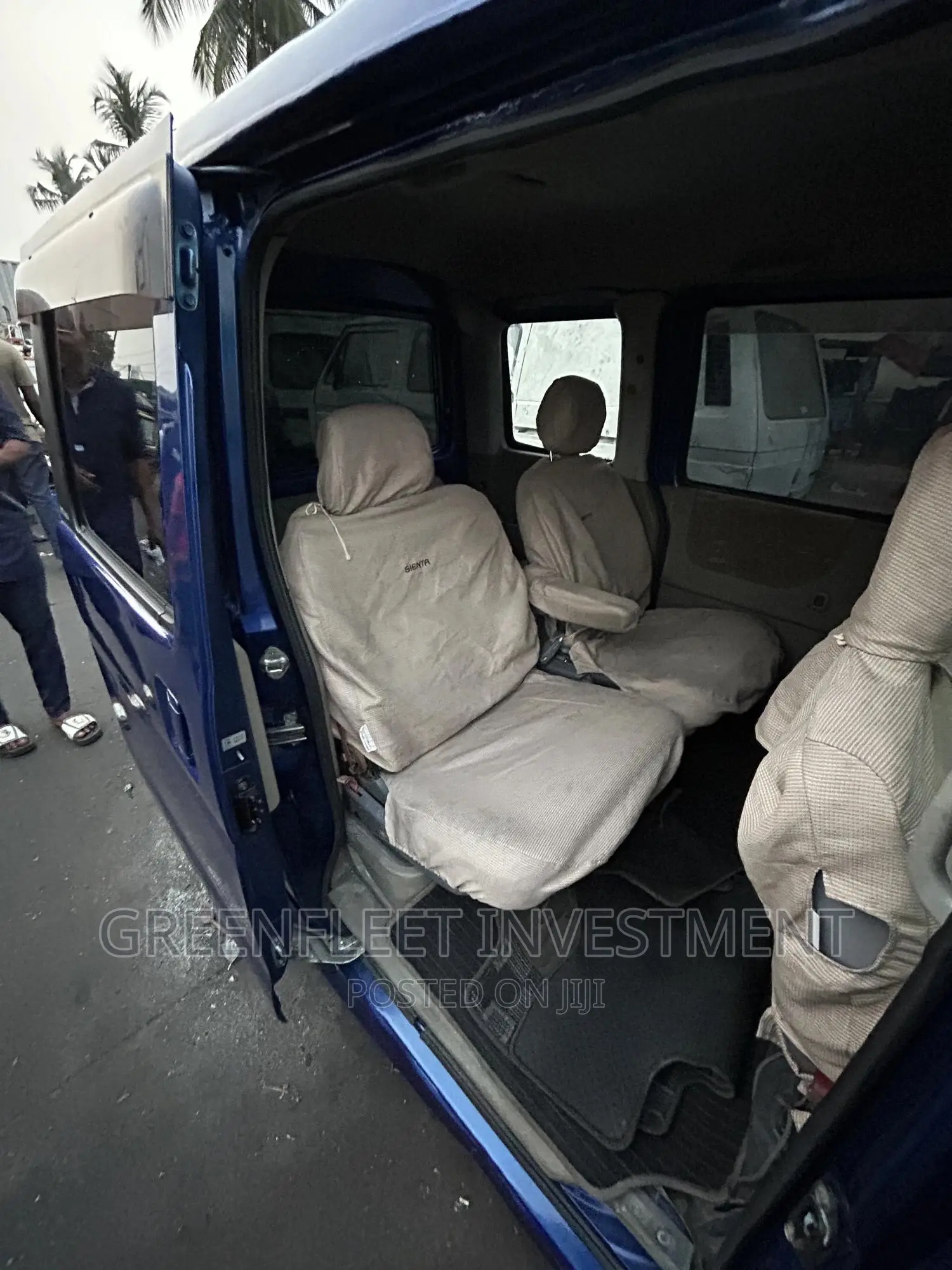 Daihatsu Hijet 2013 Blue