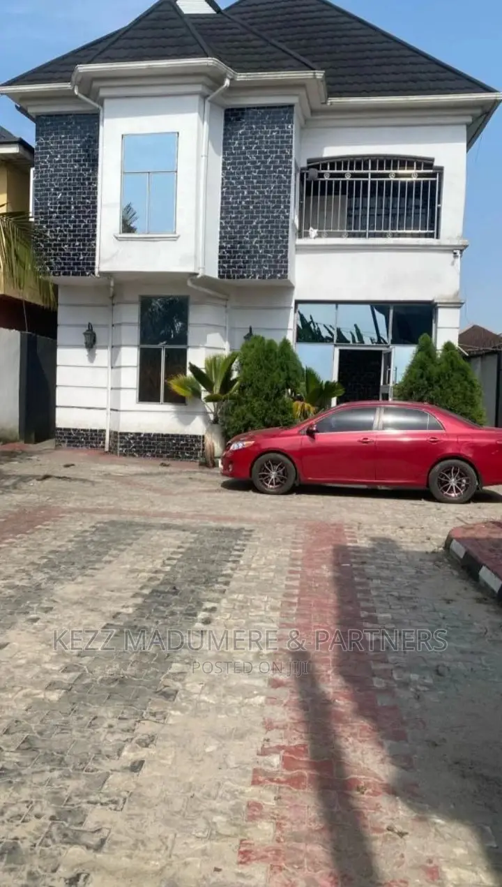 5bdrm Duplex in Eneka, Port Harcourt for sale