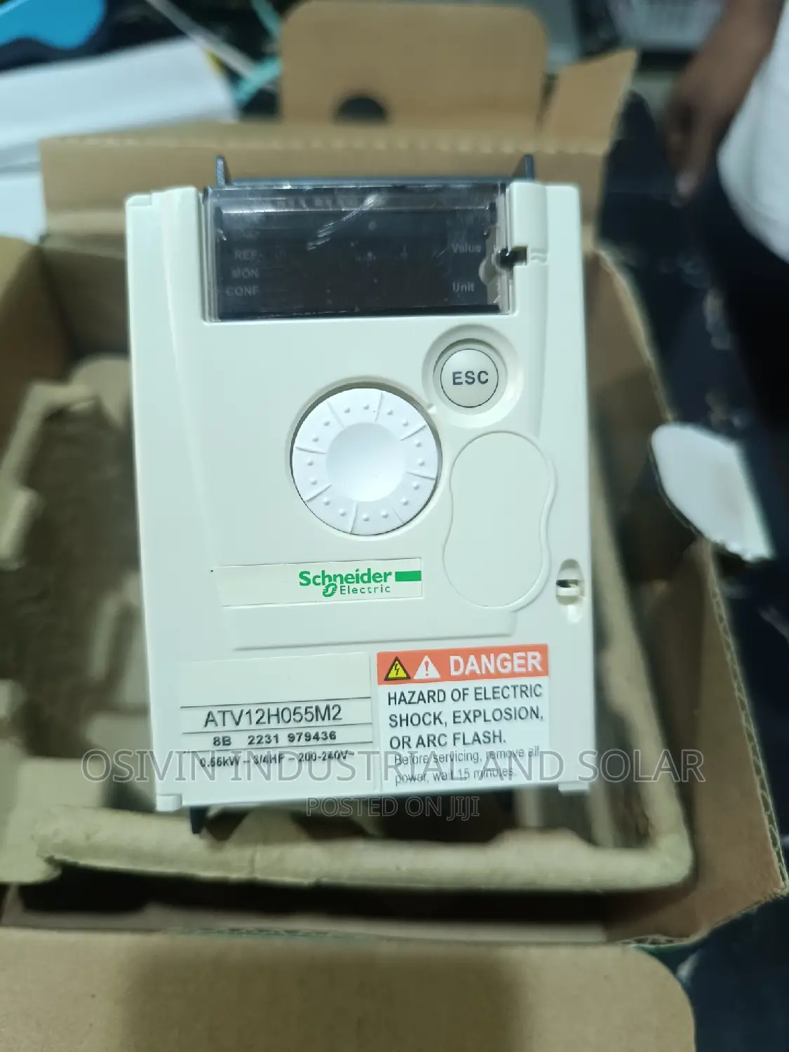 Atv12h055m2 Schneider Speed Drive 0.55kw Single Phase