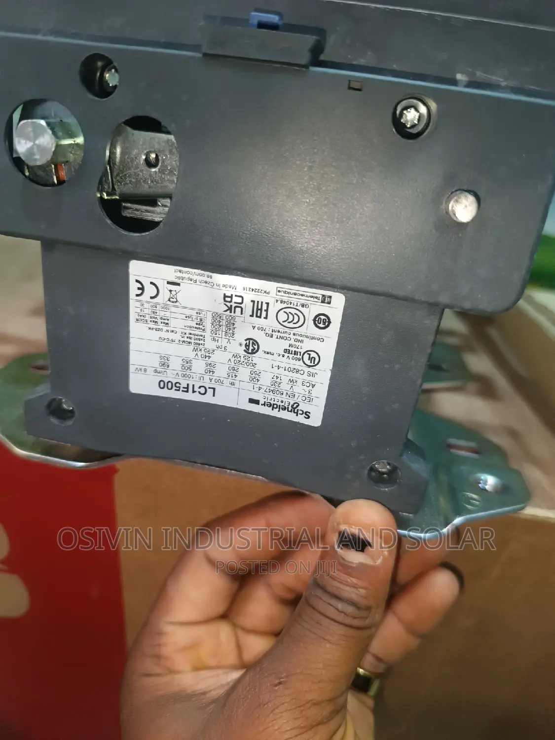 Schneider Contactor Lc1 F500 3pole 700amps