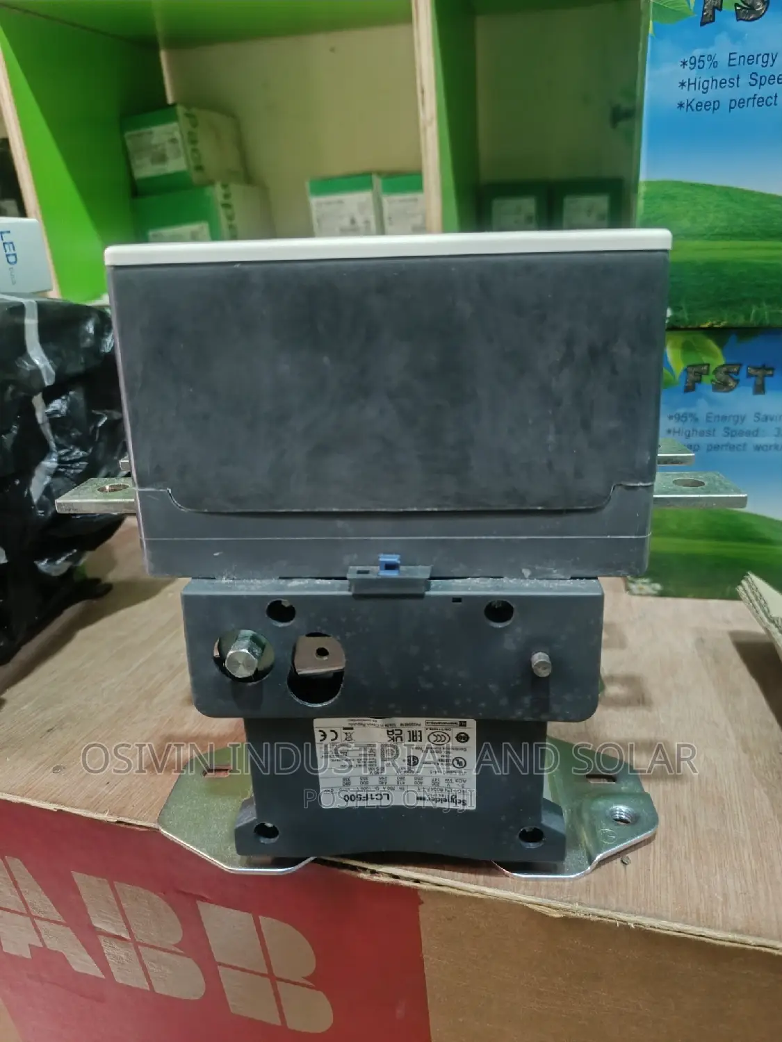 Schneider Contactor Lc1 F500 3pole 700amps