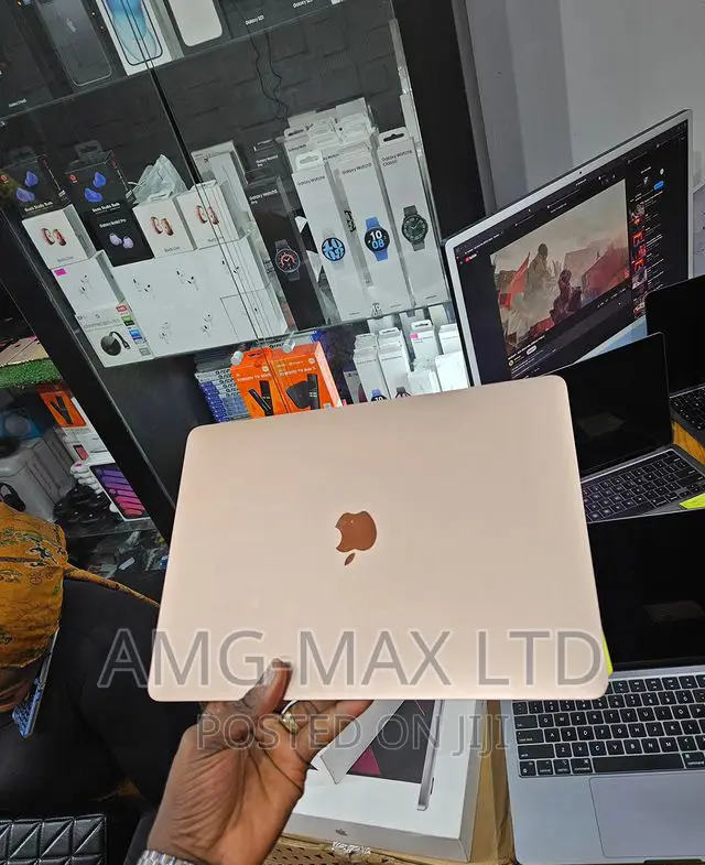 Laptop Apple MacBook Air 2018 8GB Intel Core i5 SSD 128GB