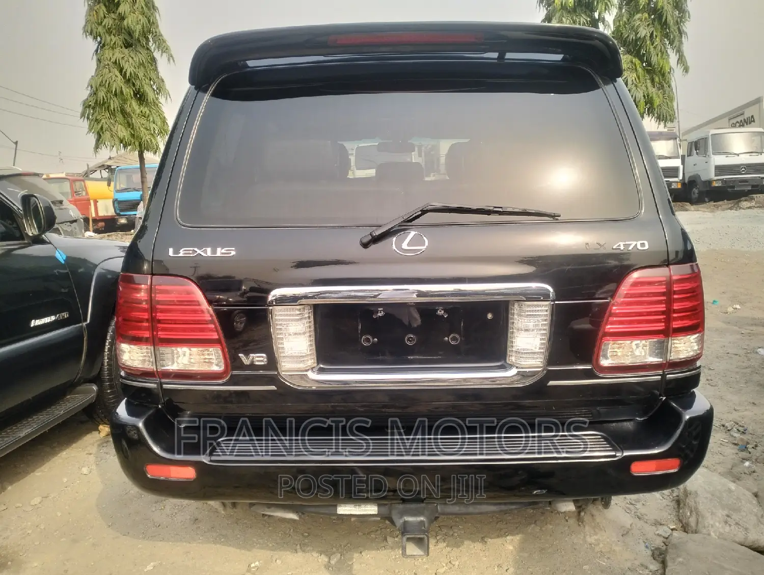 Lexus LX 470 Sport Utility 2007 Black