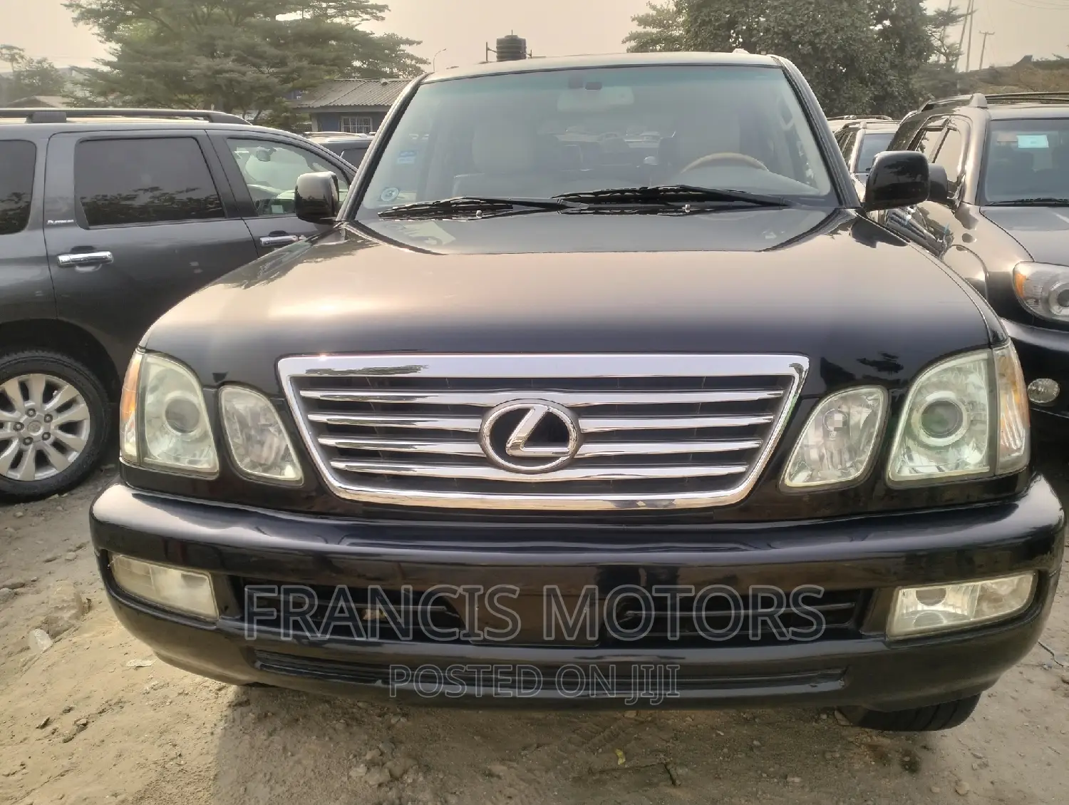 Lexus LX 470 Sport Utility 2007 Black