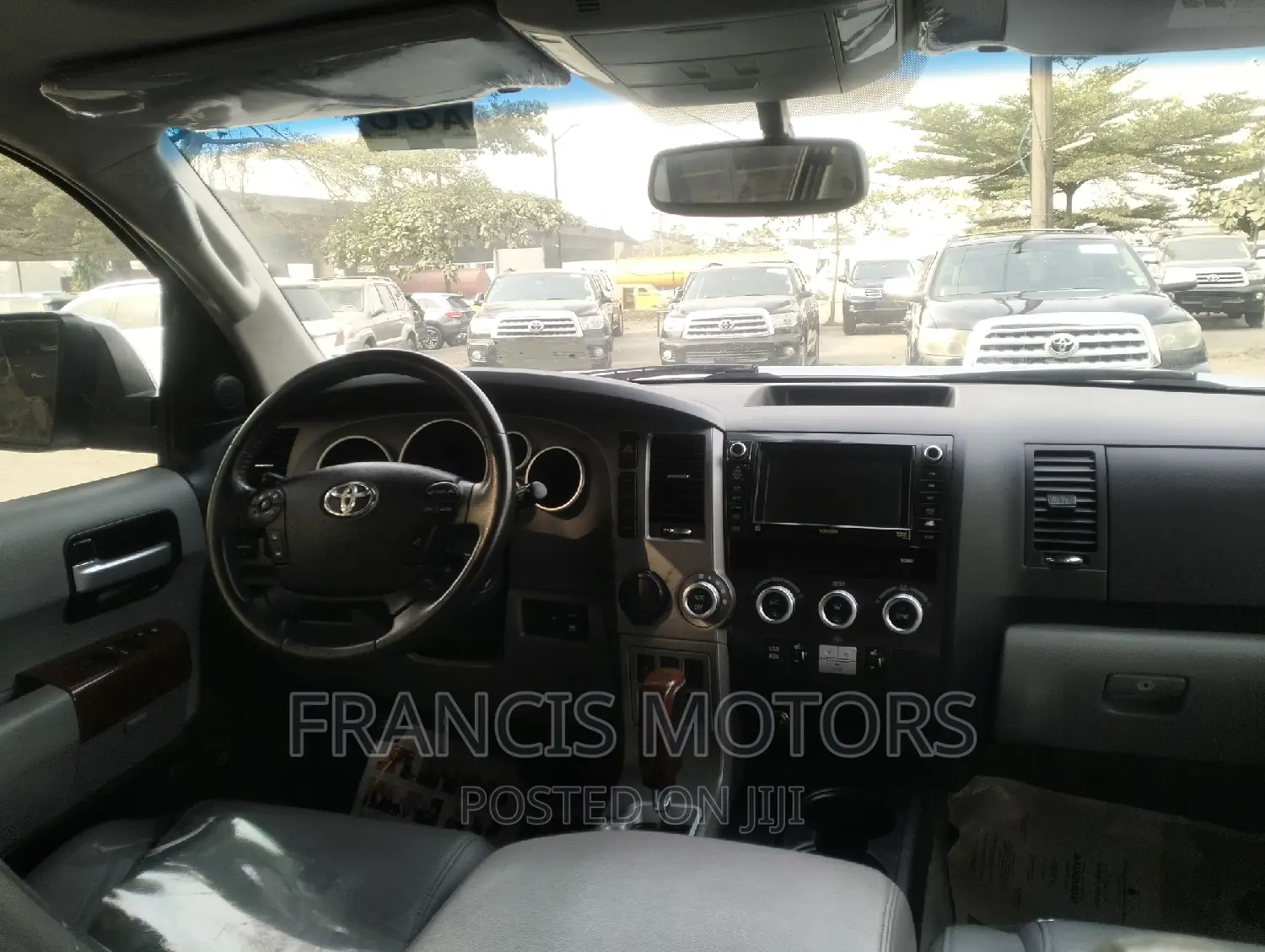Toyota Sequoia 2015 Silver