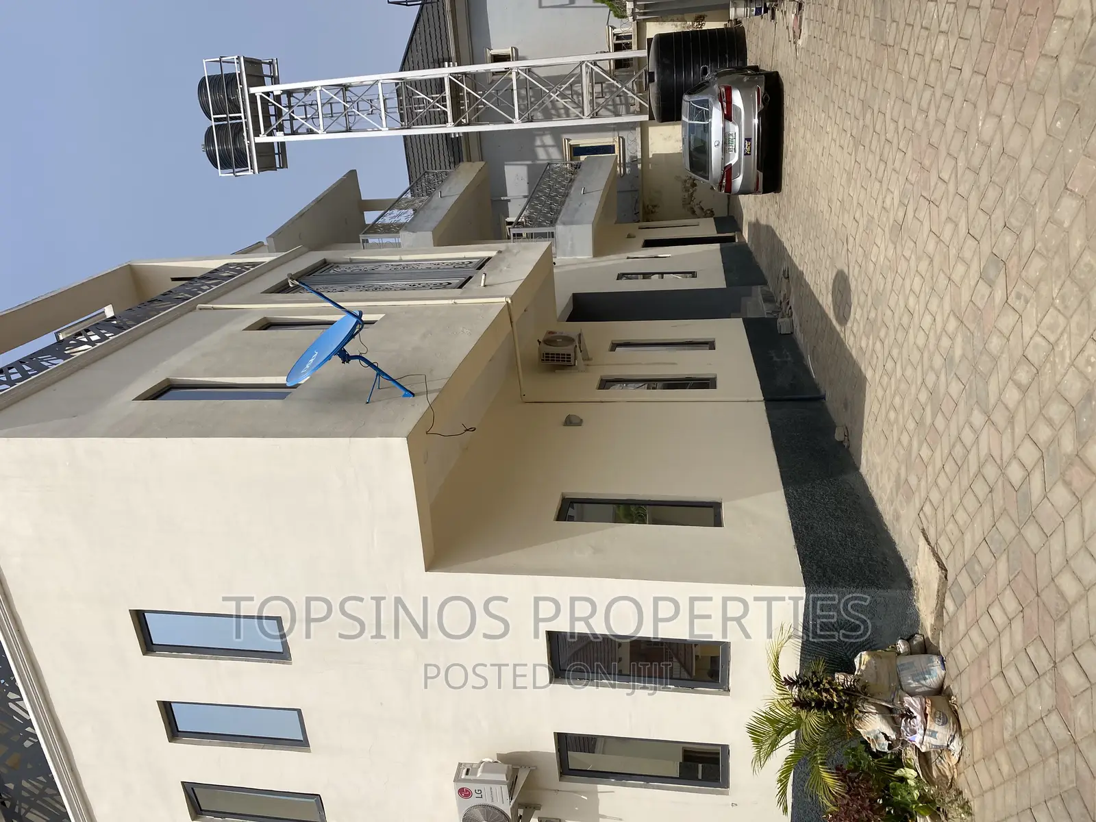 3bdrm Block of Flats in Dawaki for rent