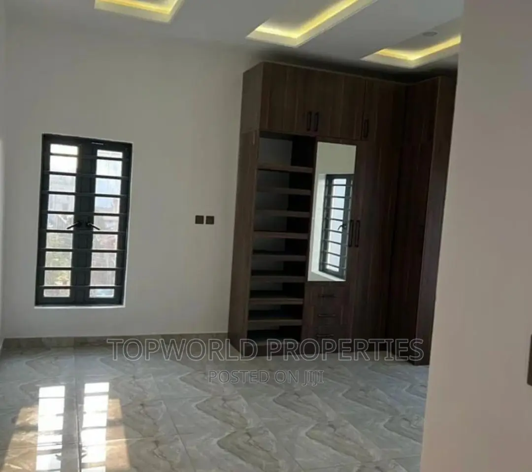 4bdrm Duplex in Omole Phase 2, Berger for sale
