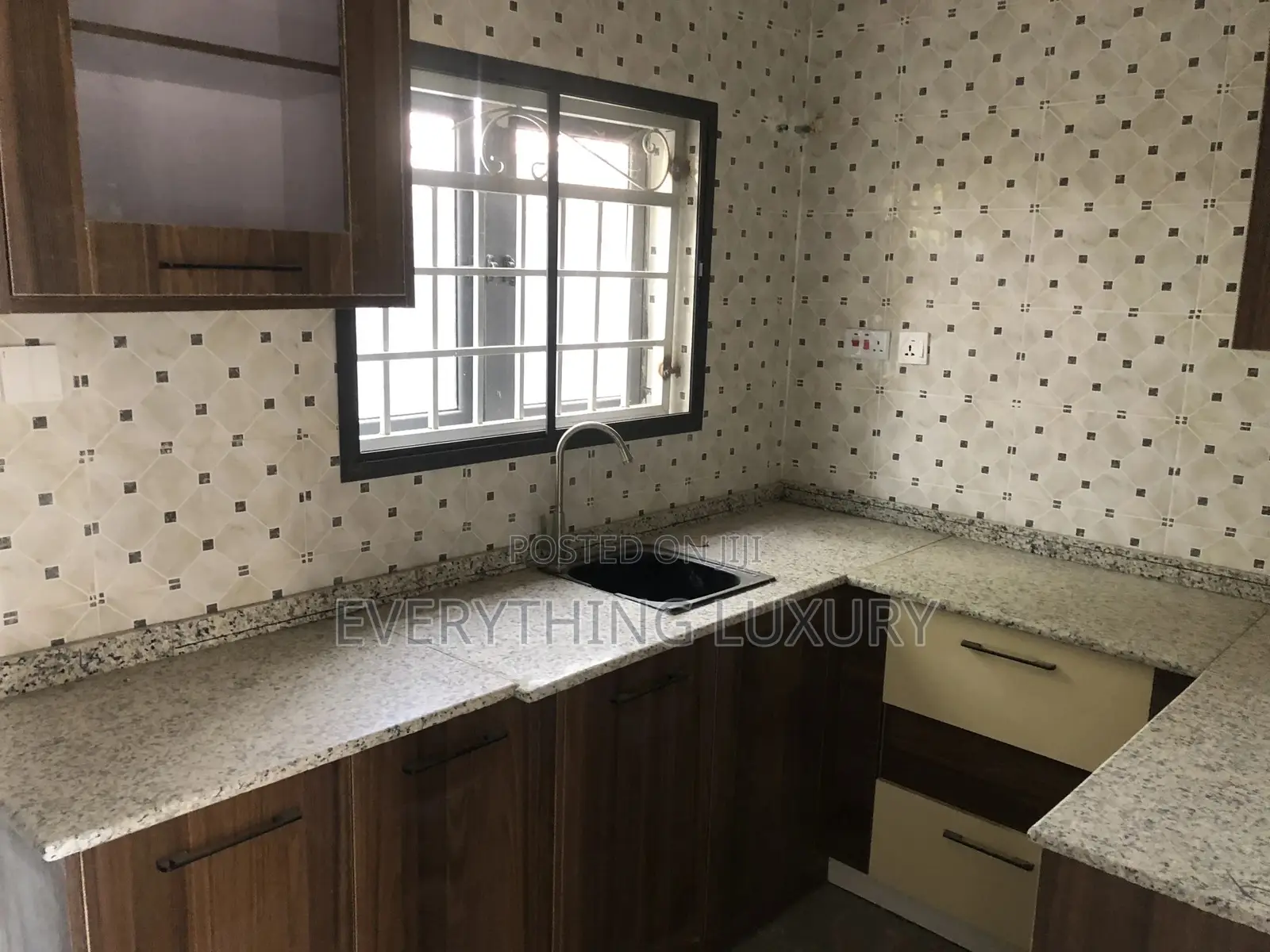 Furnished 2bdrm Townhouse / Terrace in Panaf Estate Ushafa for rent