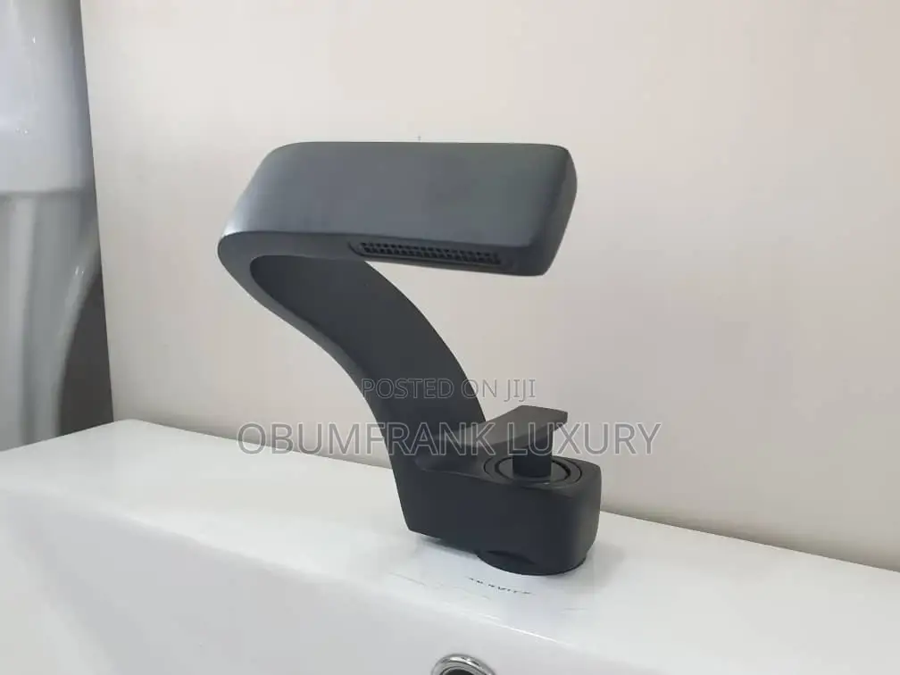 High-Quality Black Basin Mixer