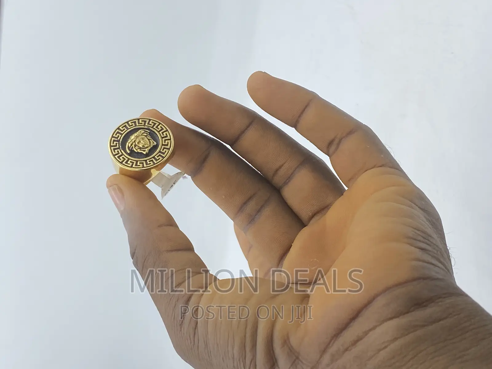 Medusa Classic Luxe Men’S Ring 8