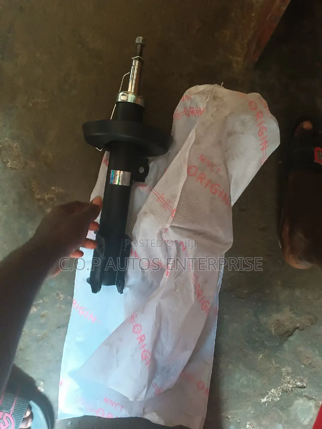 Brand New Front Shocks Opel Vectra Zafira Corsa Astra Omega