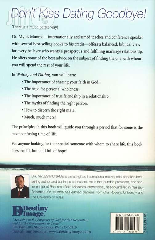 Waiting and Dating: A Sensible Guide to a Fulfilling Love