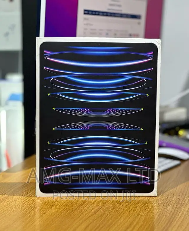 New Apple iPad Pro 12.9 (2022) 512 GB Blue