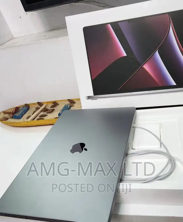 Laptop Apple MacBook Pro 2023 M2 16GB Apple M2 SSD 512GB