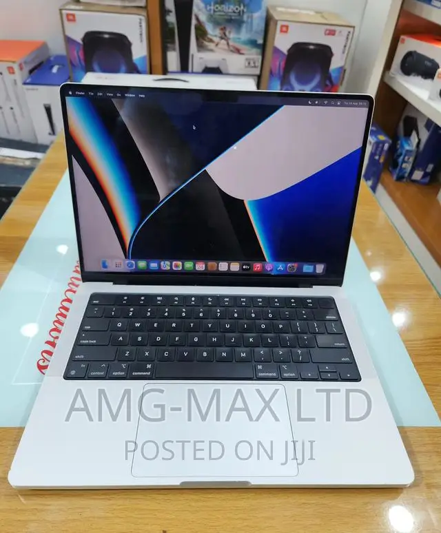 Laptop Apple MacBook Pro 2021 M1 16GB Apple M1 SSD 512GB