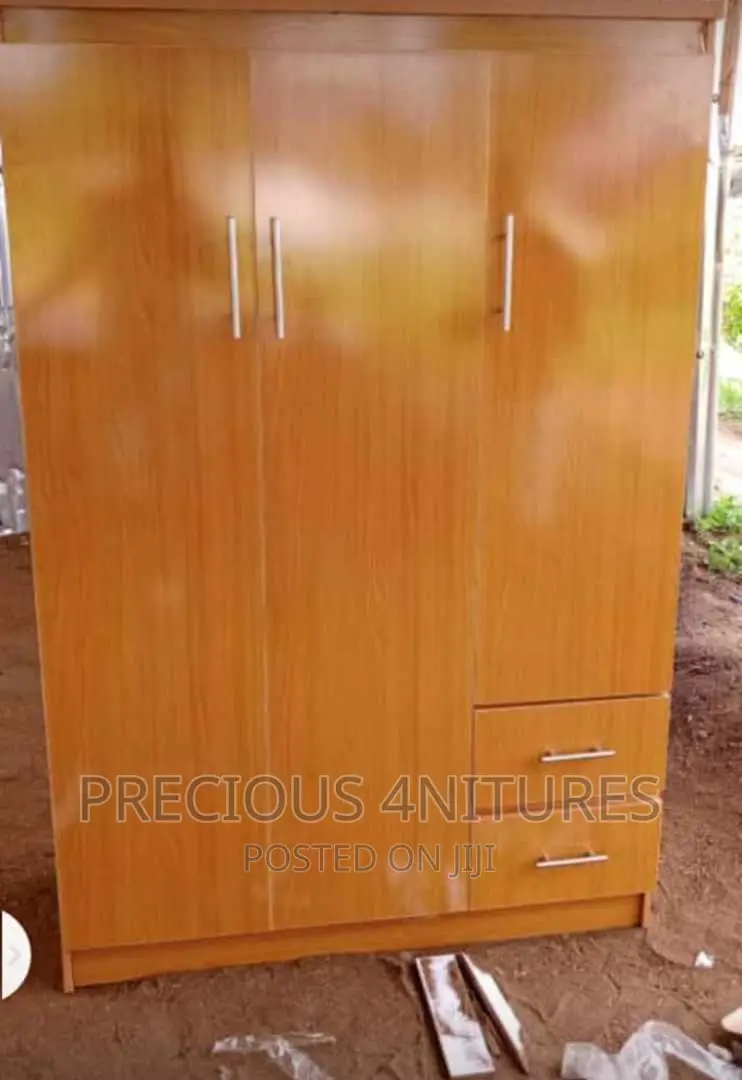 Wardrobes Cabinet