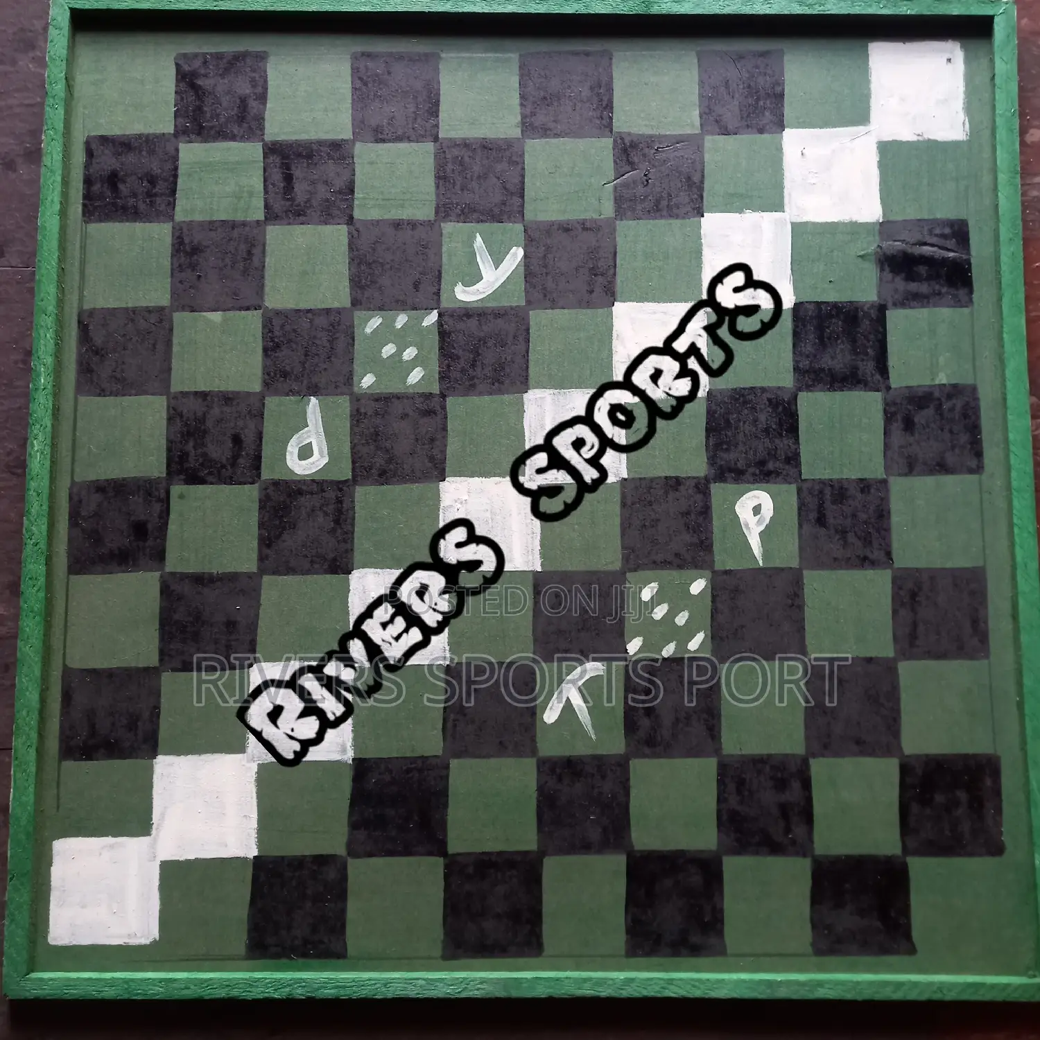 Draft Board Game. Available in 3 Colour. Red, Blue and Green