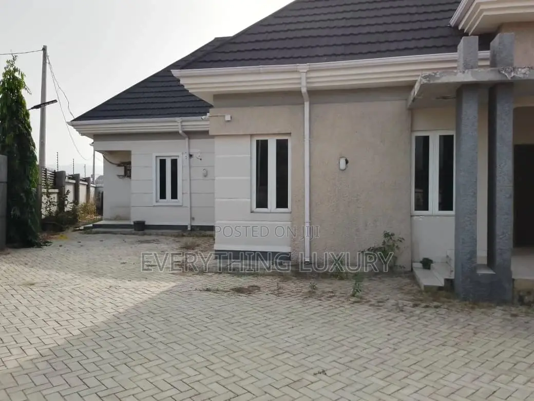 Furnished 5bdrm Bungalow in Ushafa for rent