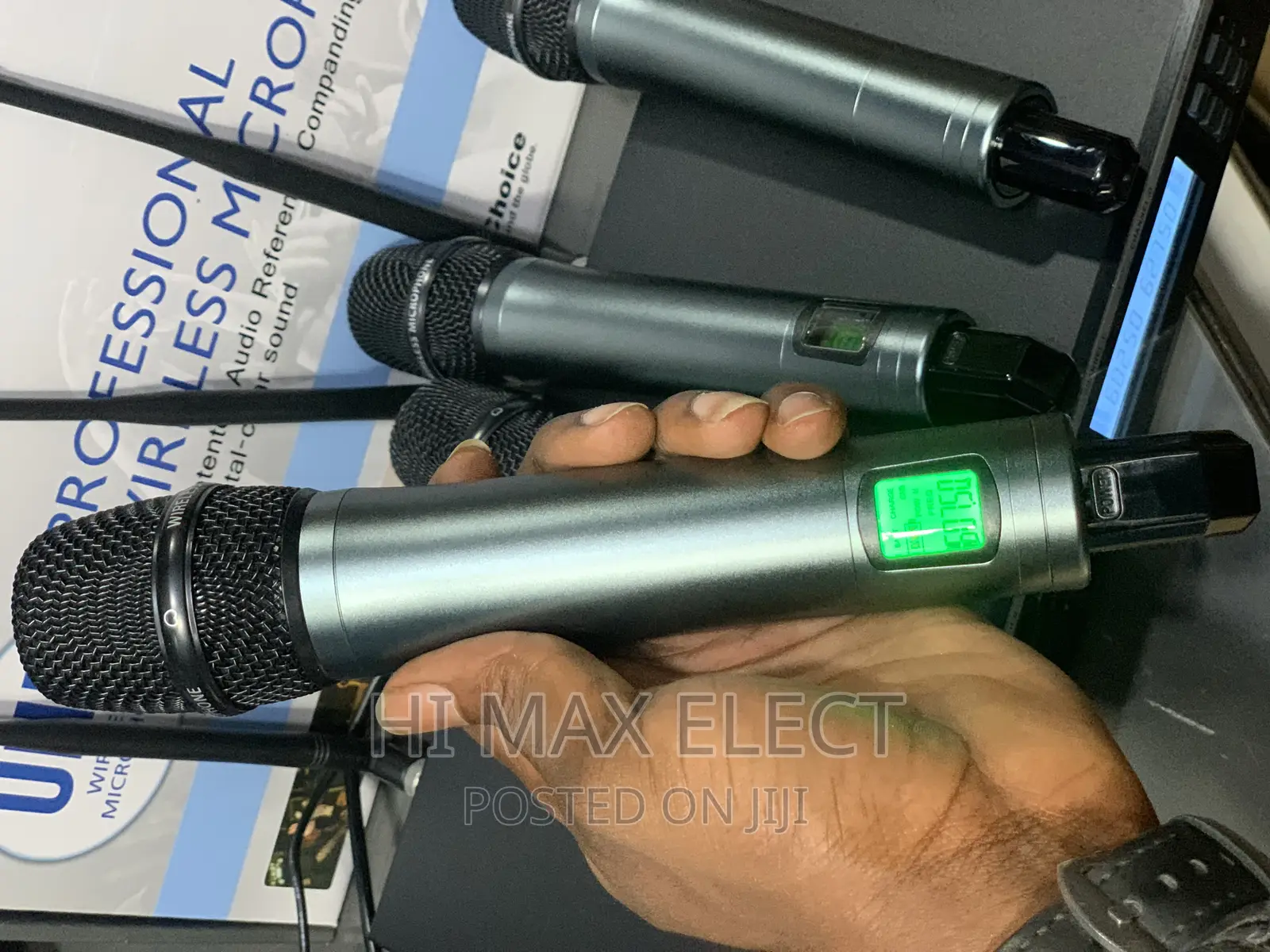 Professional SHURE 4channels Wireless Microphone