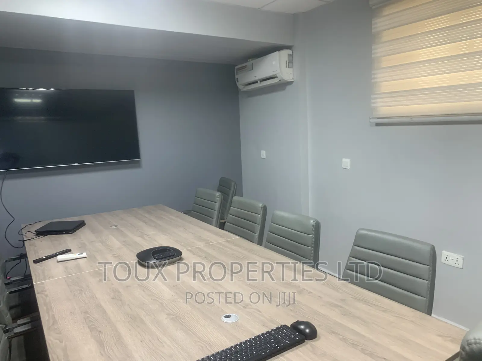9 Seater Conference Room