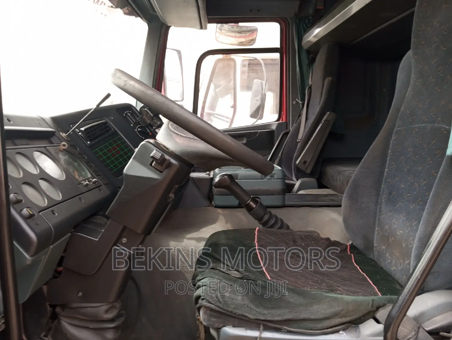 Foreign Used Mercedes-Benz Water Tanker Truck
