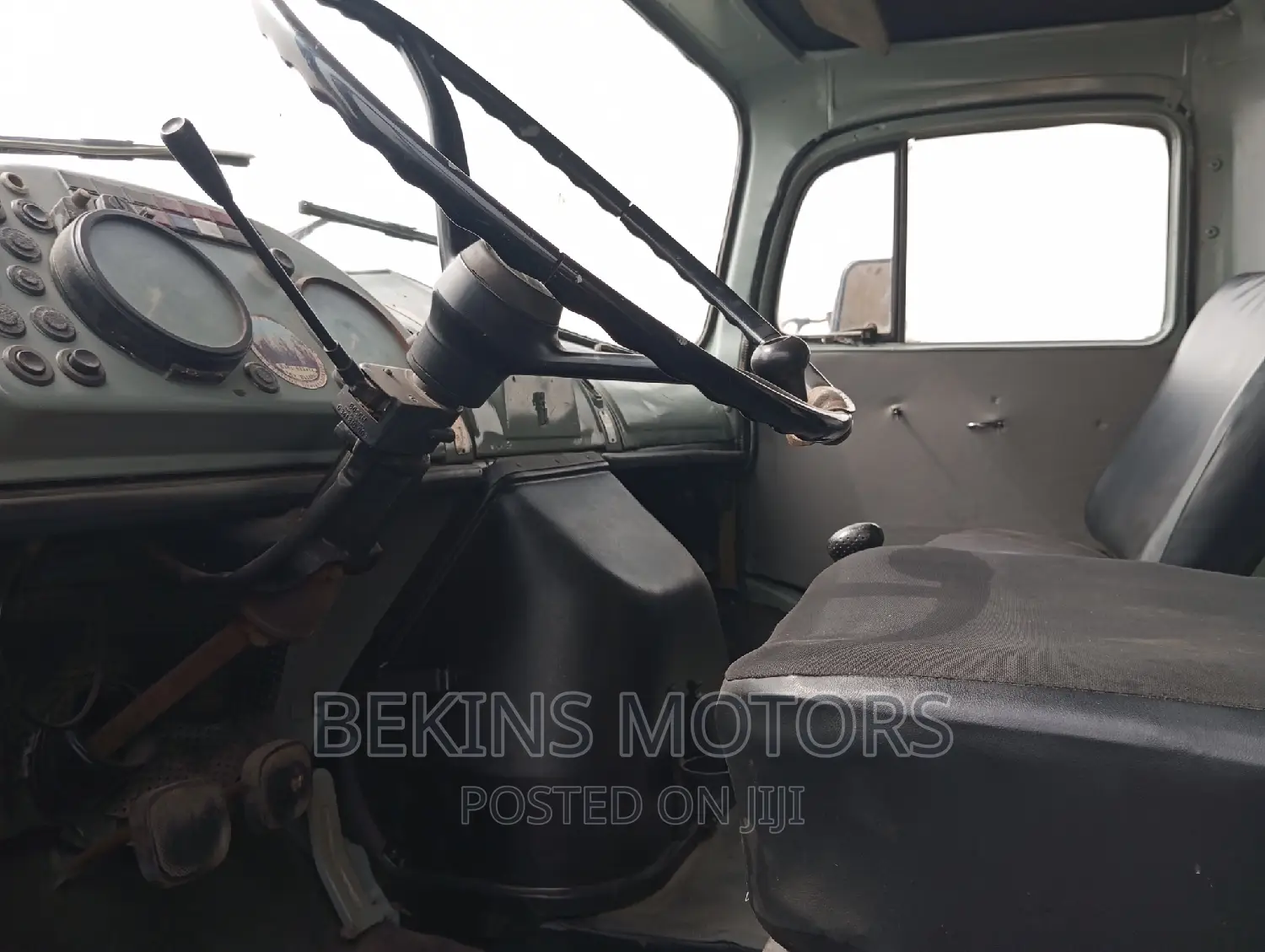 Clean Foreign Used Mercedes-benz Tipper