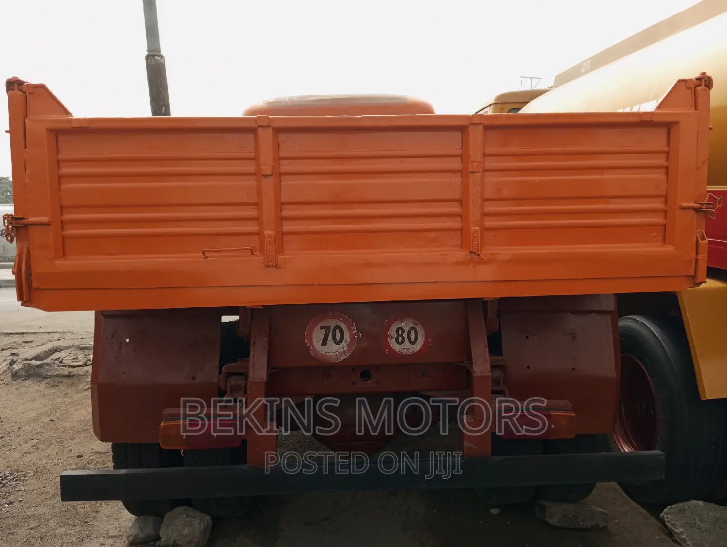 Clean Foreign Used Mercedes-Benz Tipper