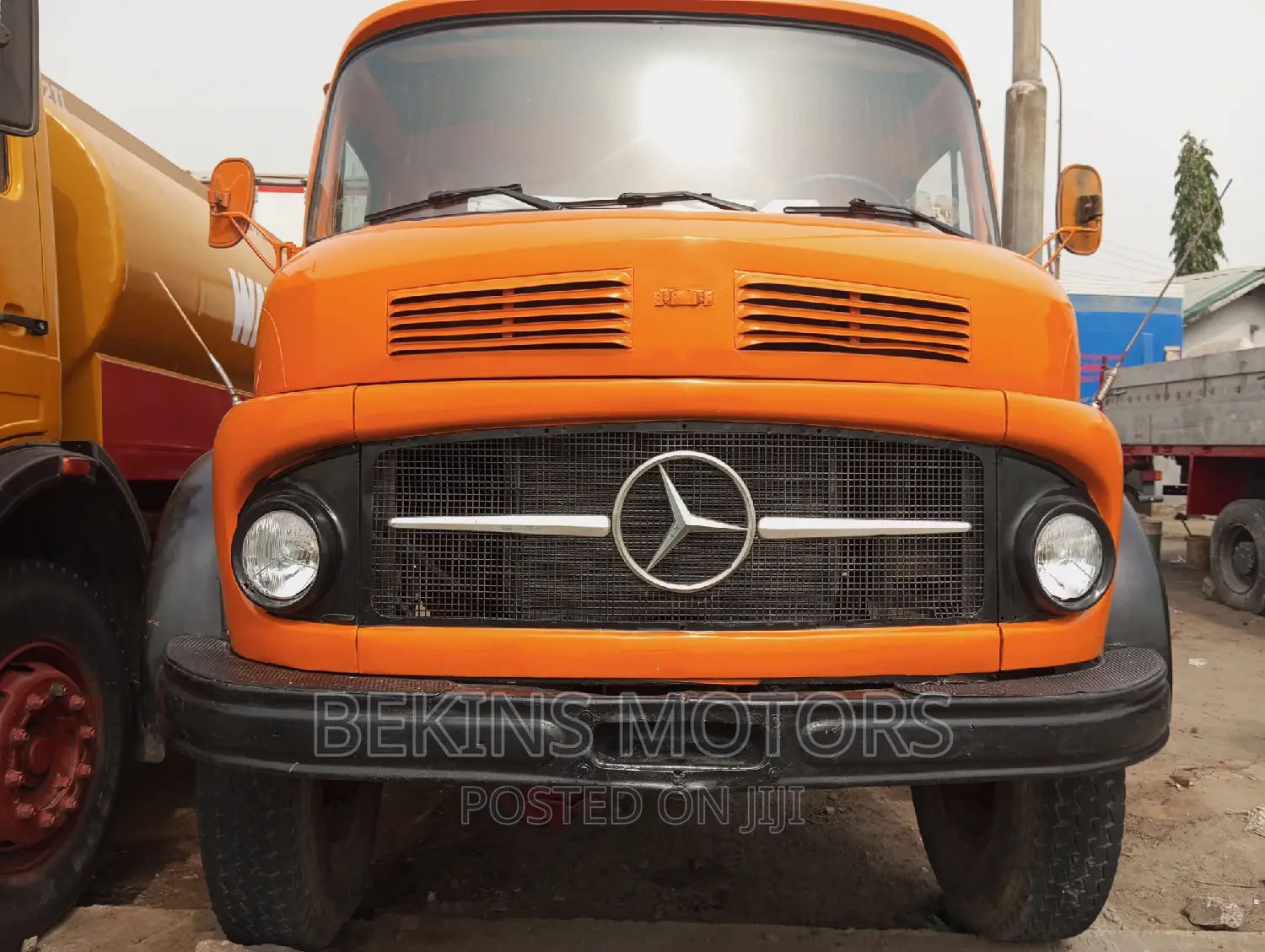 Clean Foreign Used Mercedes-Benz Tipper