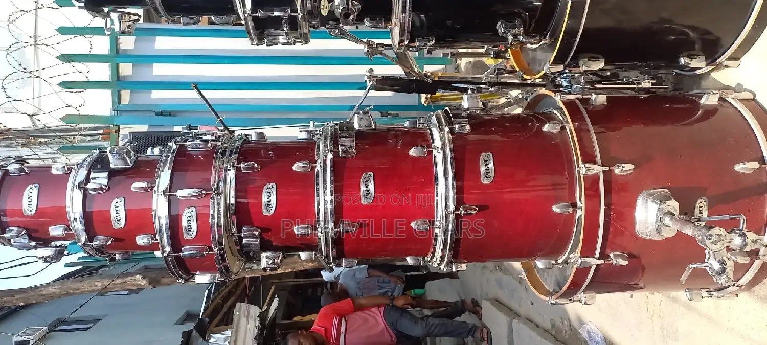Uk Used MAPEX 7set Drums.