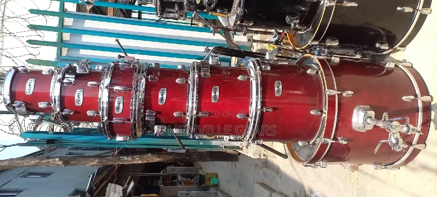 Uk Used MAPEX 7set Drums.