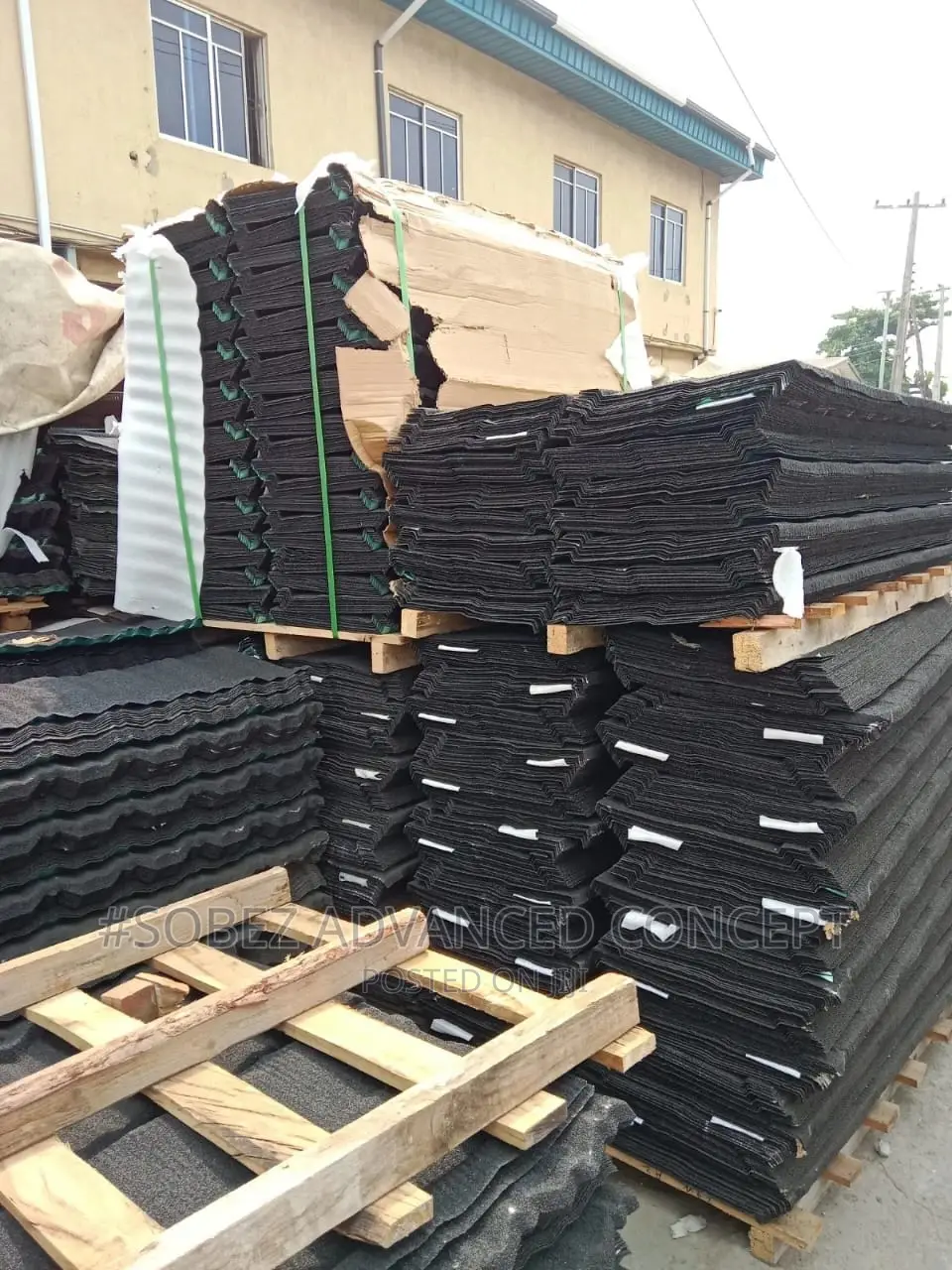 New Stock of Low Price Stone Coated Roof Tiles