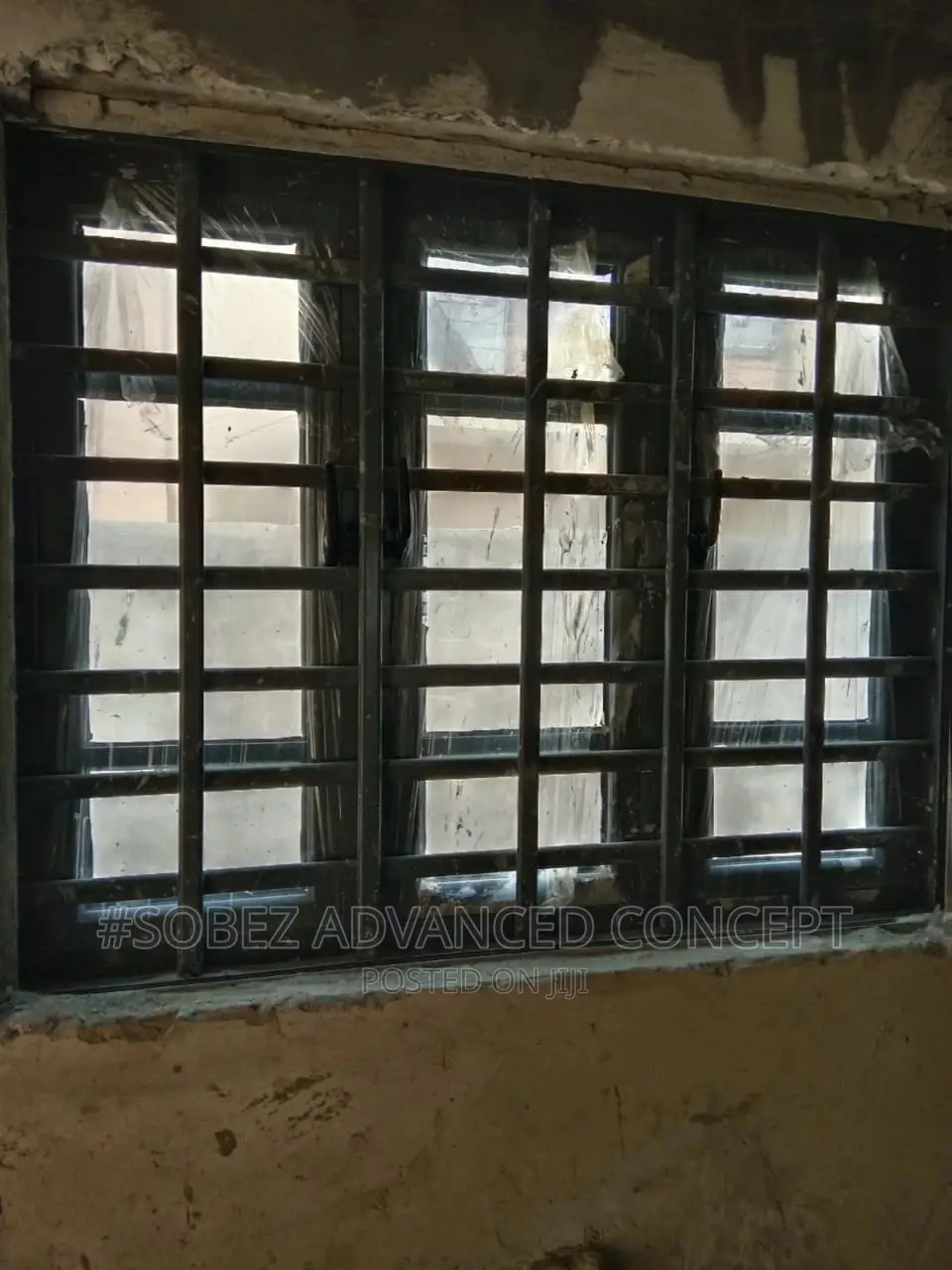 Brown Black Coloured Aluminum Casement Window With Protecto