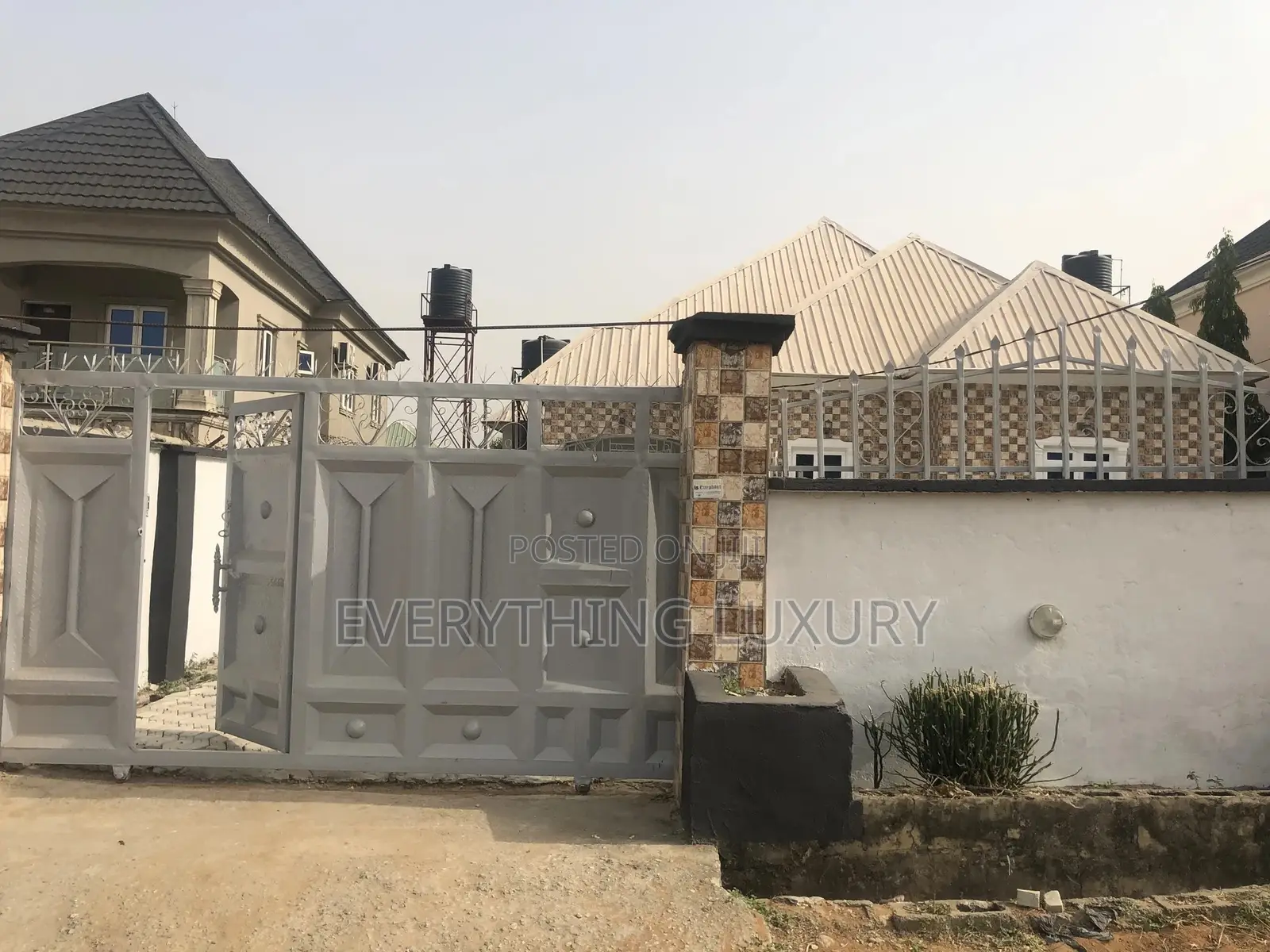 4bdrm Bungalow in Scc Ushafa for rent