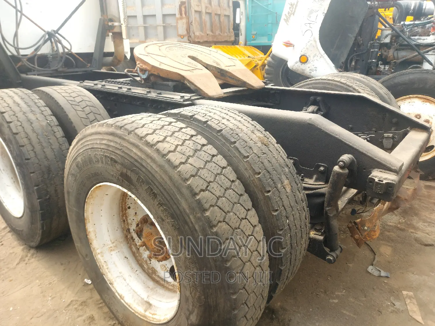 Direct Tokunbo 2005 Vision Mack Ten Tyres Head Truck Double