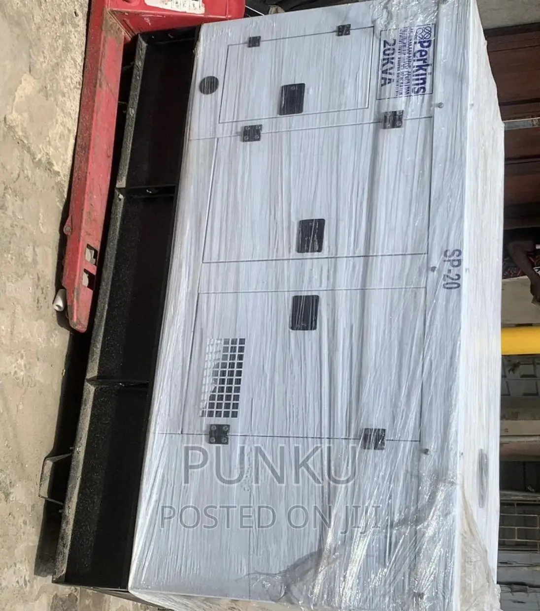 20 KVA Perkins Power Generator With 2 Years Warranty