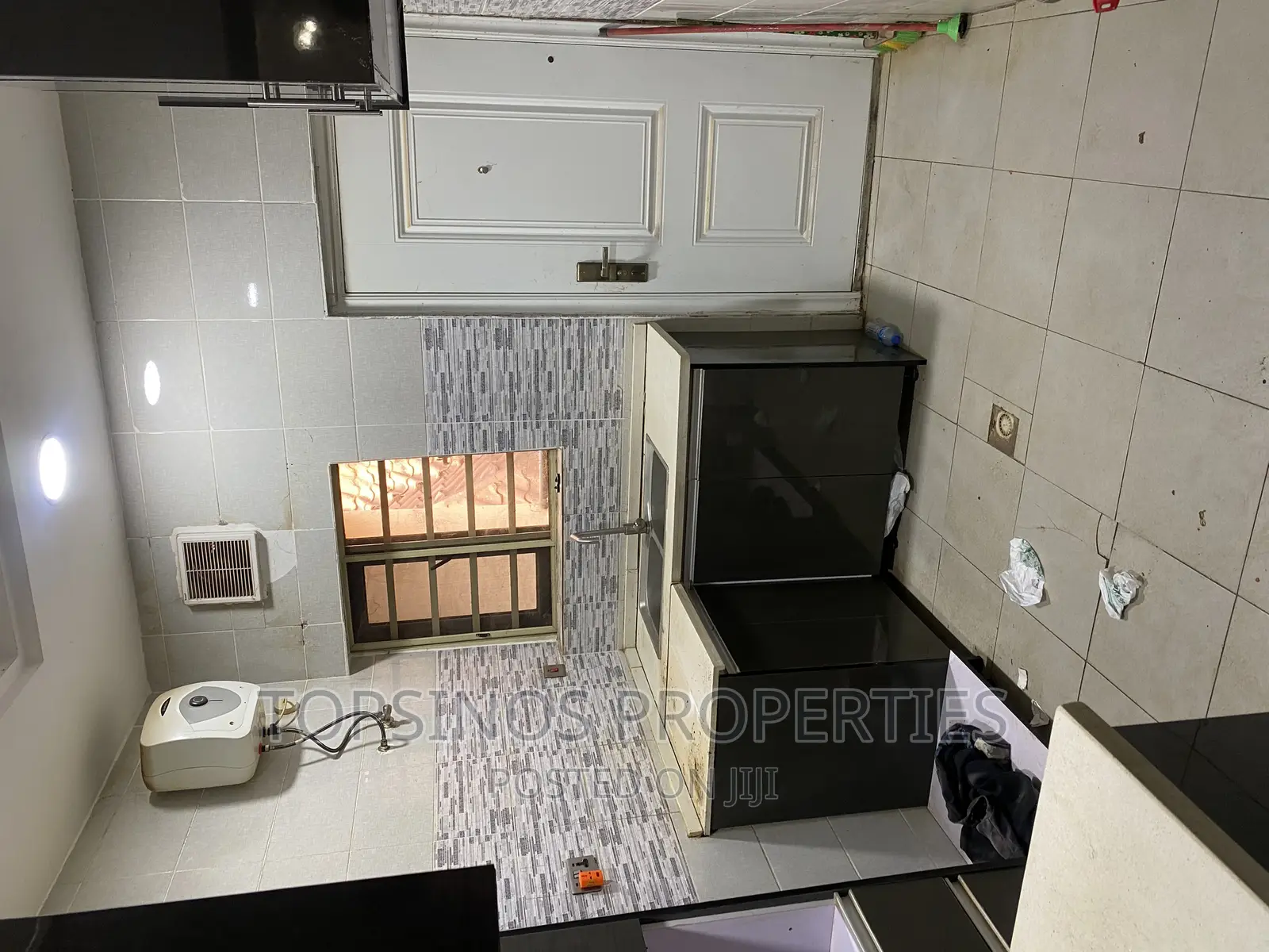 2bdrm Block of Flats in Dawaki for rent