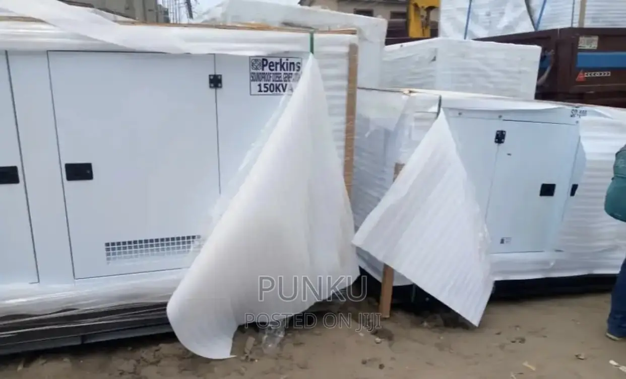 ~150kva Perkins Soundproof Diesel Generator Set 100% Copper