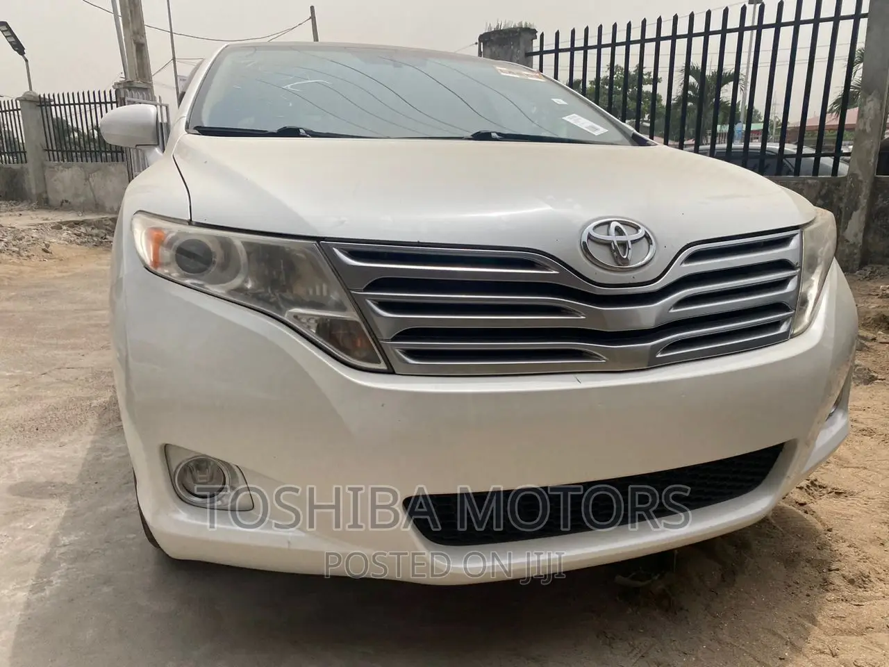 Toyota Venza V6 AWD 2011 White
