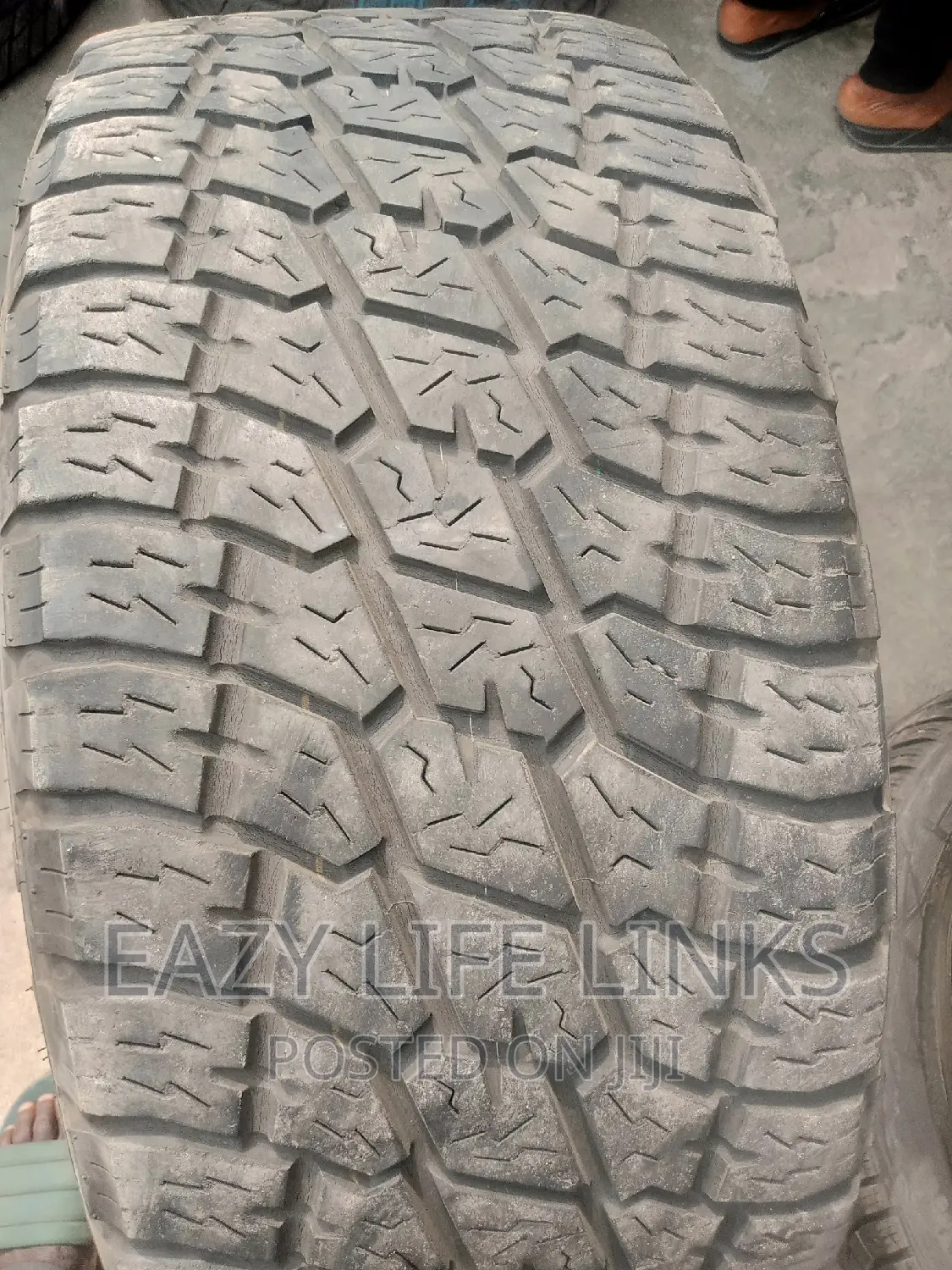 285/55r20 Tokunbo Tires
