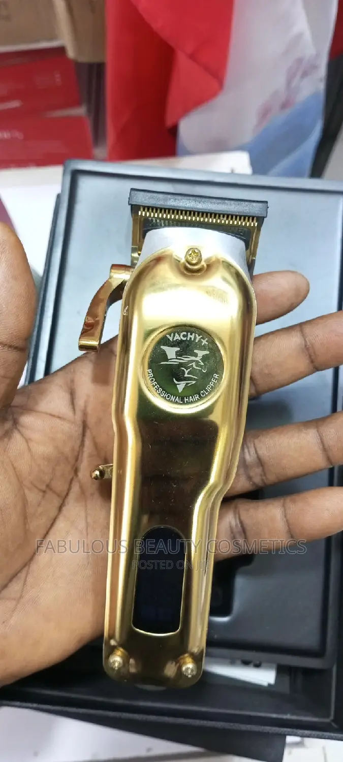 VGR v-140 Hair Clipper for Men, Gold .