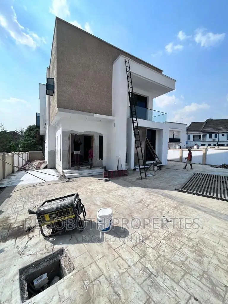 4bdrm Duplex in Carlton Gate, Ibadan for sale