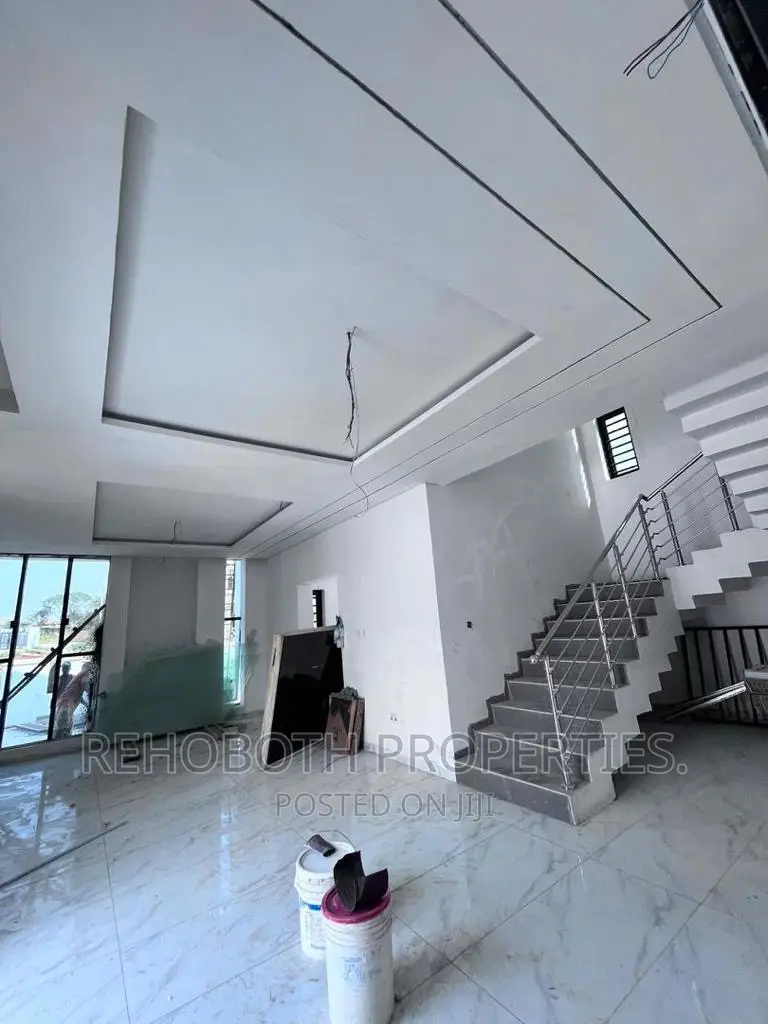4bdrm Duplex in Carlton Gate, Ibadan for sale