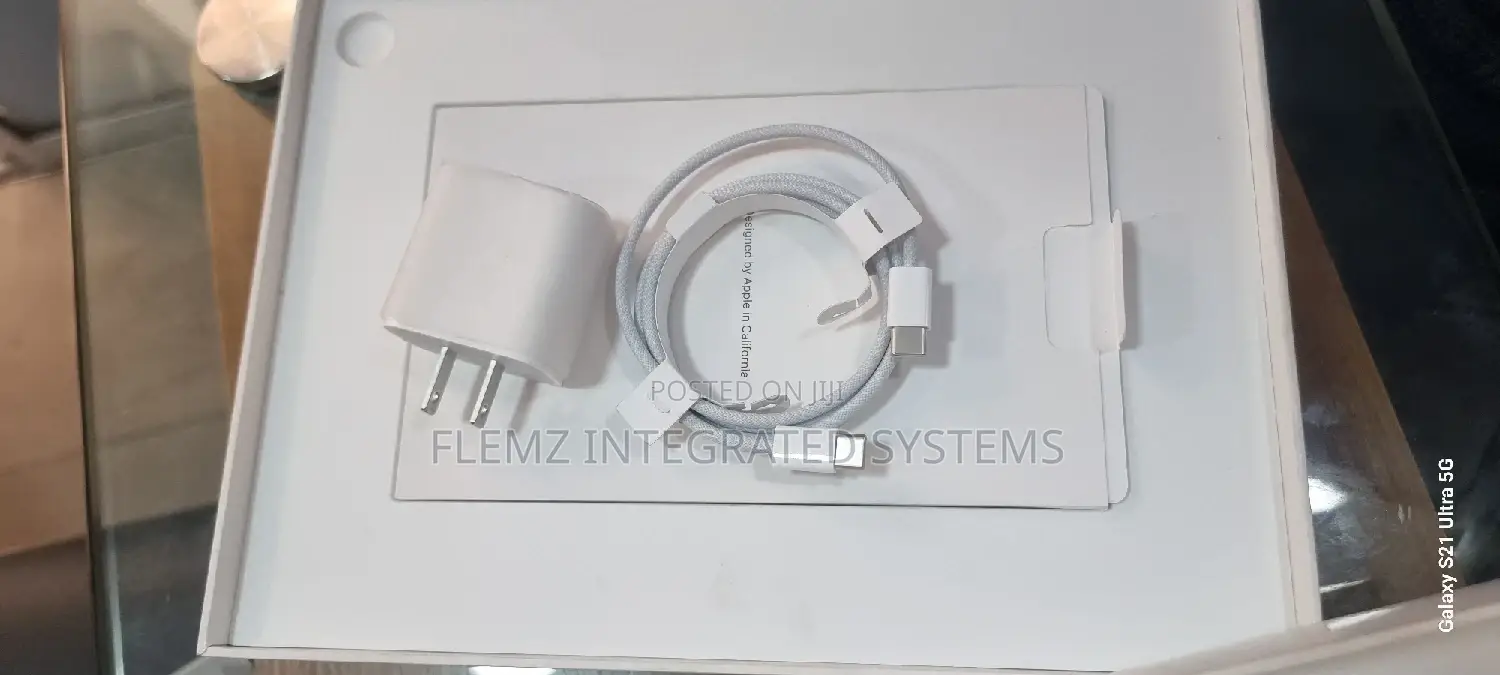 Apple iPad / iPhone 15, 15 Pro, 15 Pro Max Original Charger