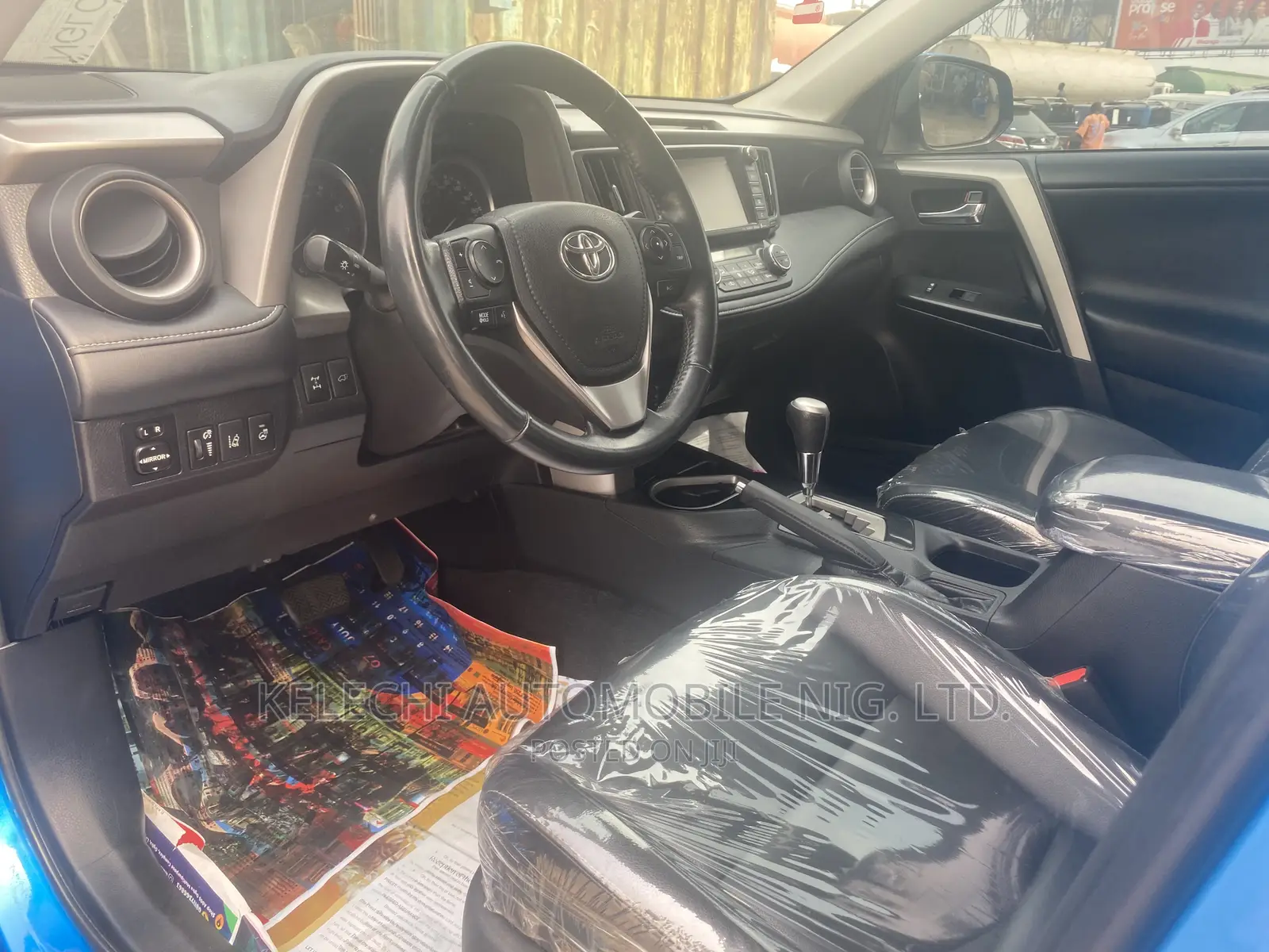 Toyota RAV4 2018 Blue