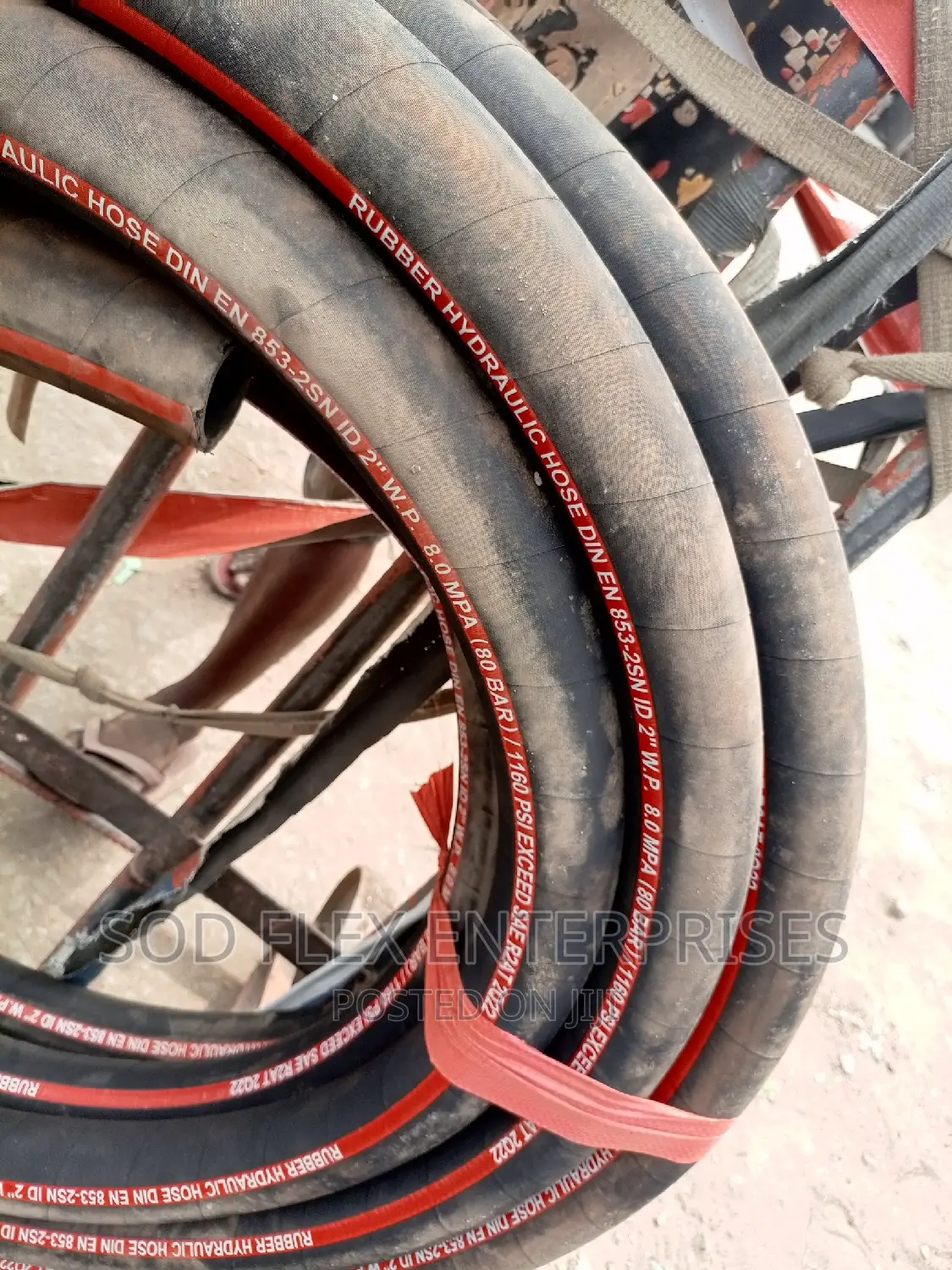 2" R2 80 Bar 1160 Psi Heavy Duty Hydraulic Hose